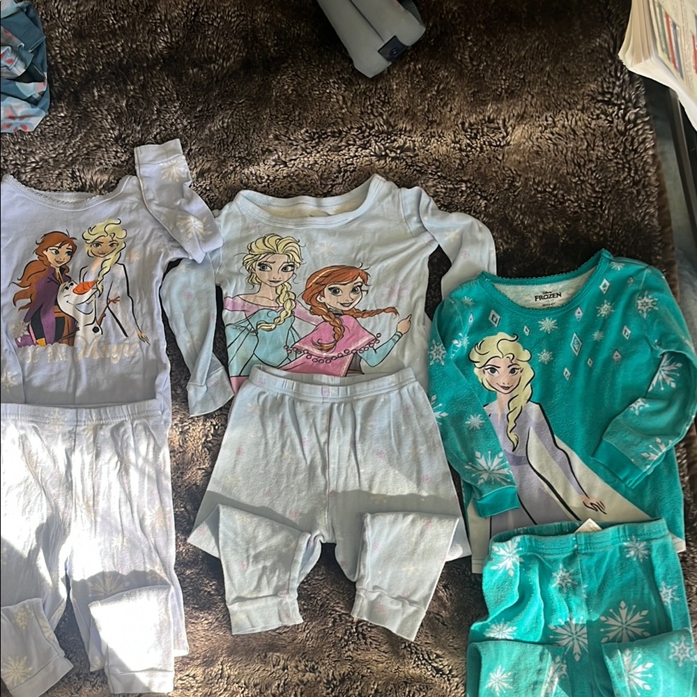 Frozen Girls Pajama Set Bundle featuring Elsa & Anna - White & Teal